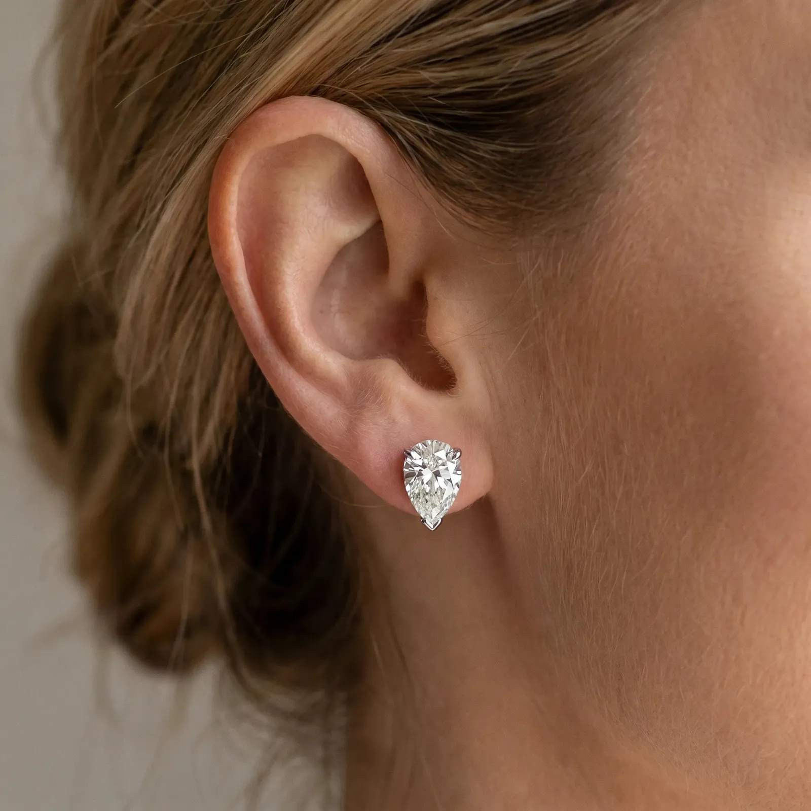 Pear Cut Diamond Stud Earrings Platinum