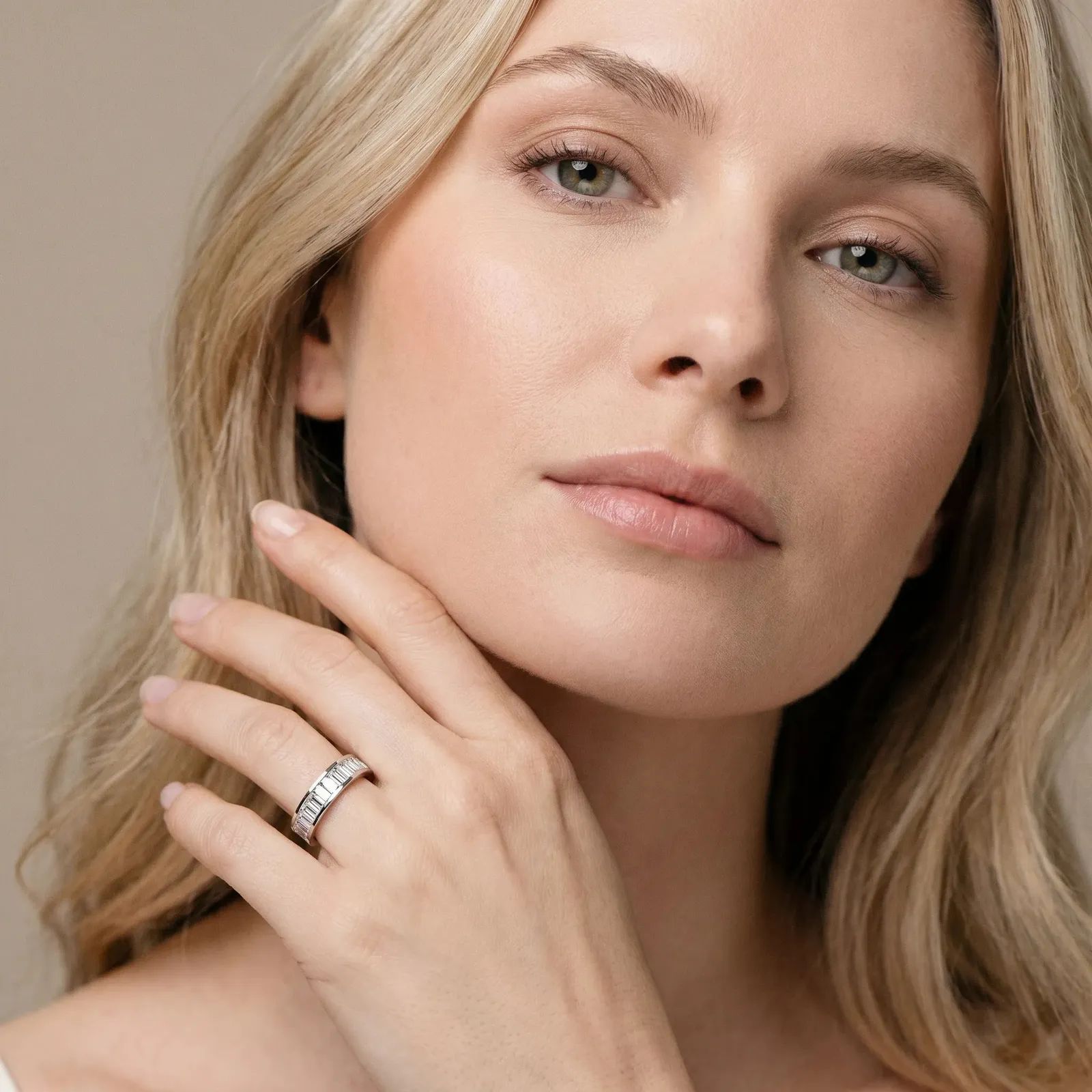 baguette Cut eternity band with channel set Silver