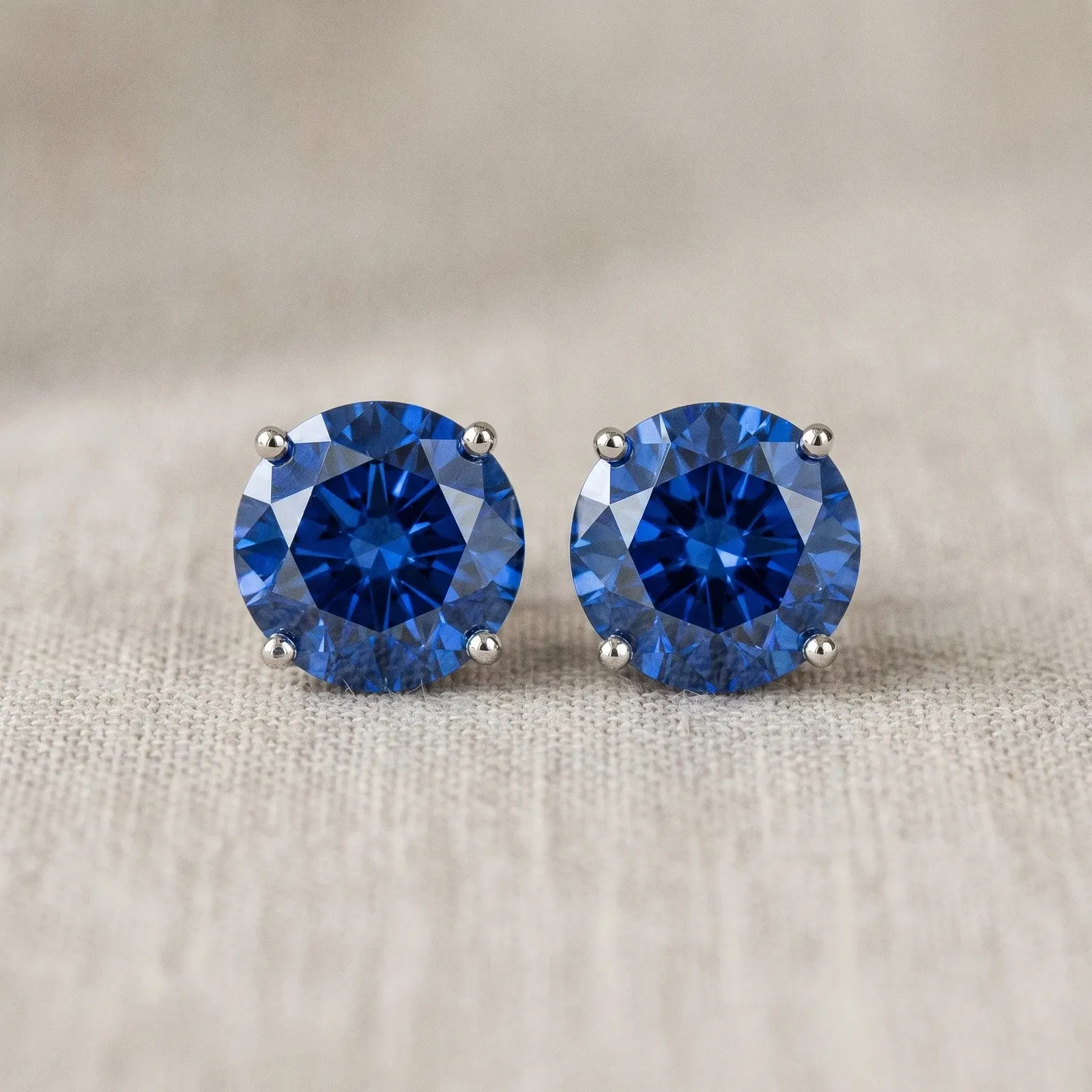 Round Cut Blue Sapphire Stud Earrings Silver
